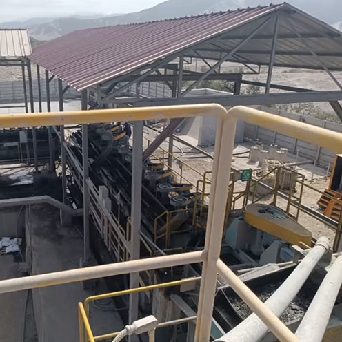 Miner&iacute;a de mineral de cobre en Per&uacute;